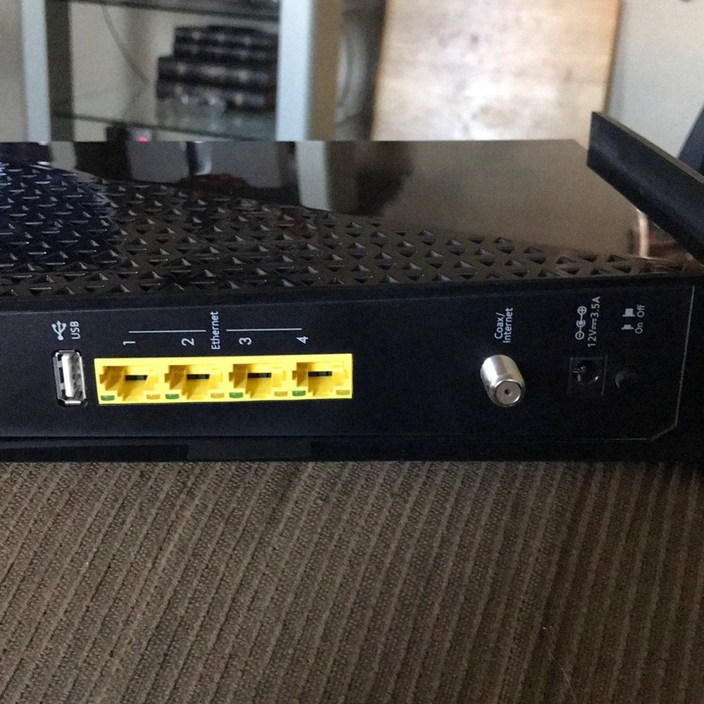 Router - Picture 4 of 7